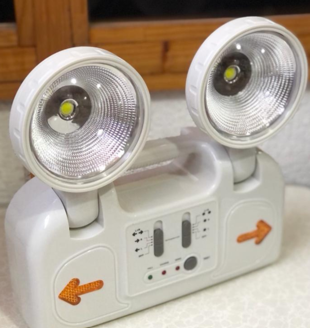 Lámpara de Emergencia LED 2 Focos